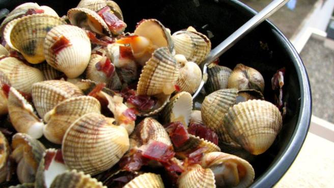 Berberechos con jamón