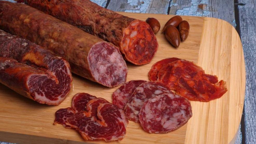 diferencia-entre-embuchado-y-embutido