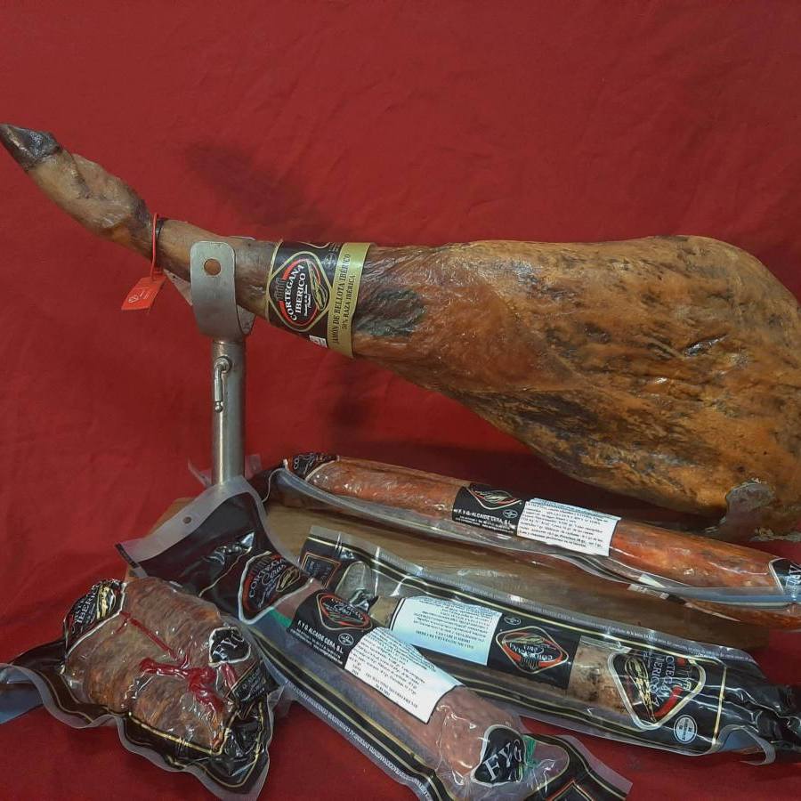 cesta-de-productos-ibericos